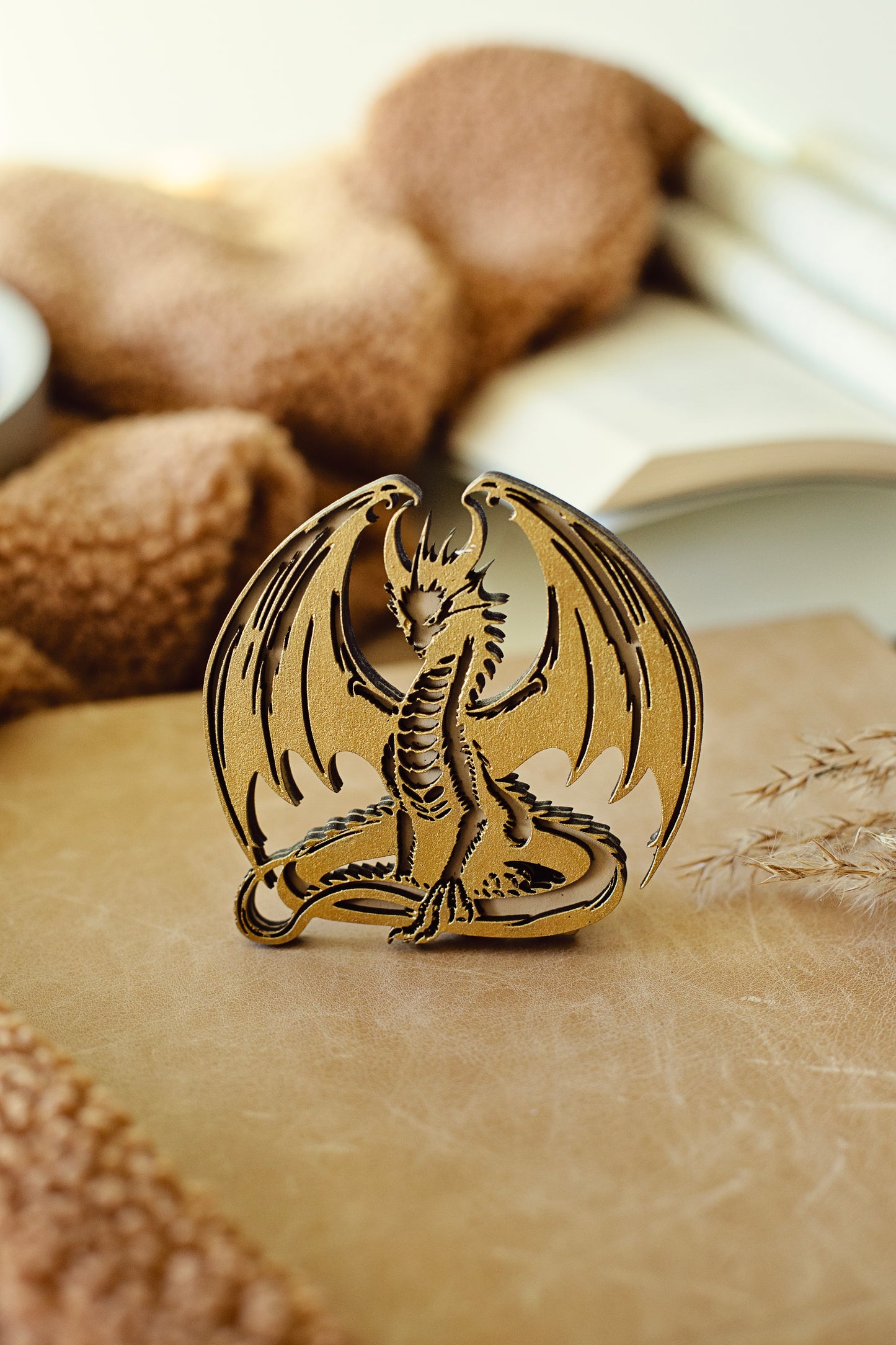 ROMANTASY PRE-ORDER, Dragon Stands